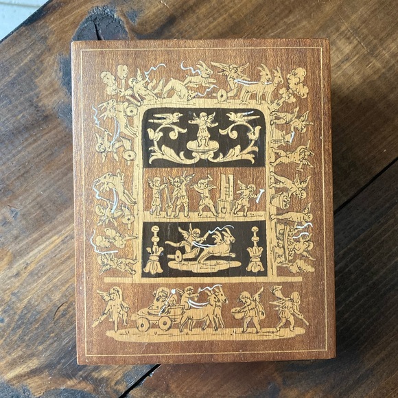 Other - Wooden Box with Marquetry Inlay Cherub Design. Beautiful! Vintage Early 1900s